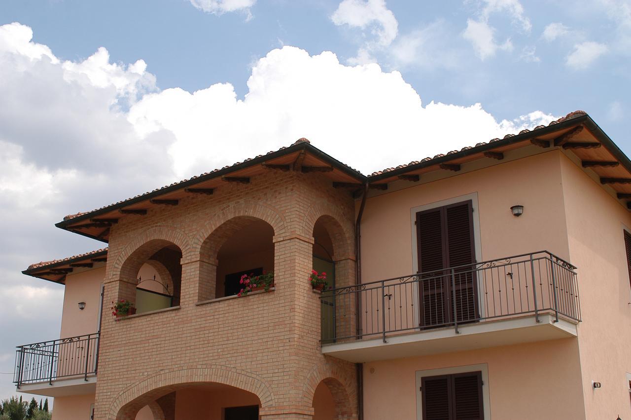 B&B Il Girasole - Rooms & House In Country - 1500 Meters From Historic Center Montepulciano Stazione Eksteriør bilde