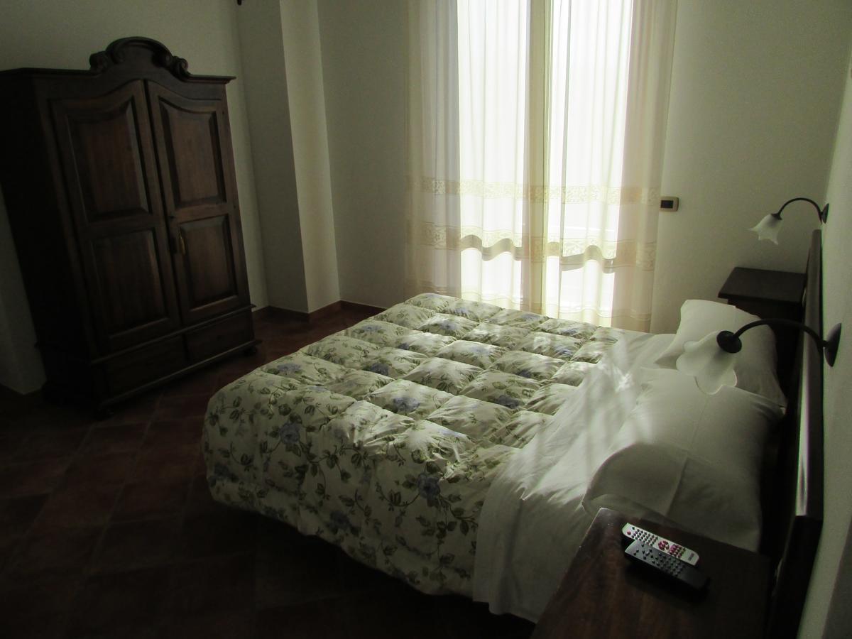 B&B Il Girasole - Rooms & House In Country - 1500 Meters From Historic Center Montepulciano Stazione Eksteriør bilde